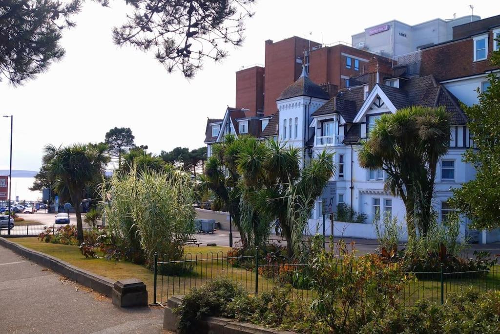 Break Away Nxt To Gardens! Pkg - Perfect Position! Apartment Bournemouth Exterior photo